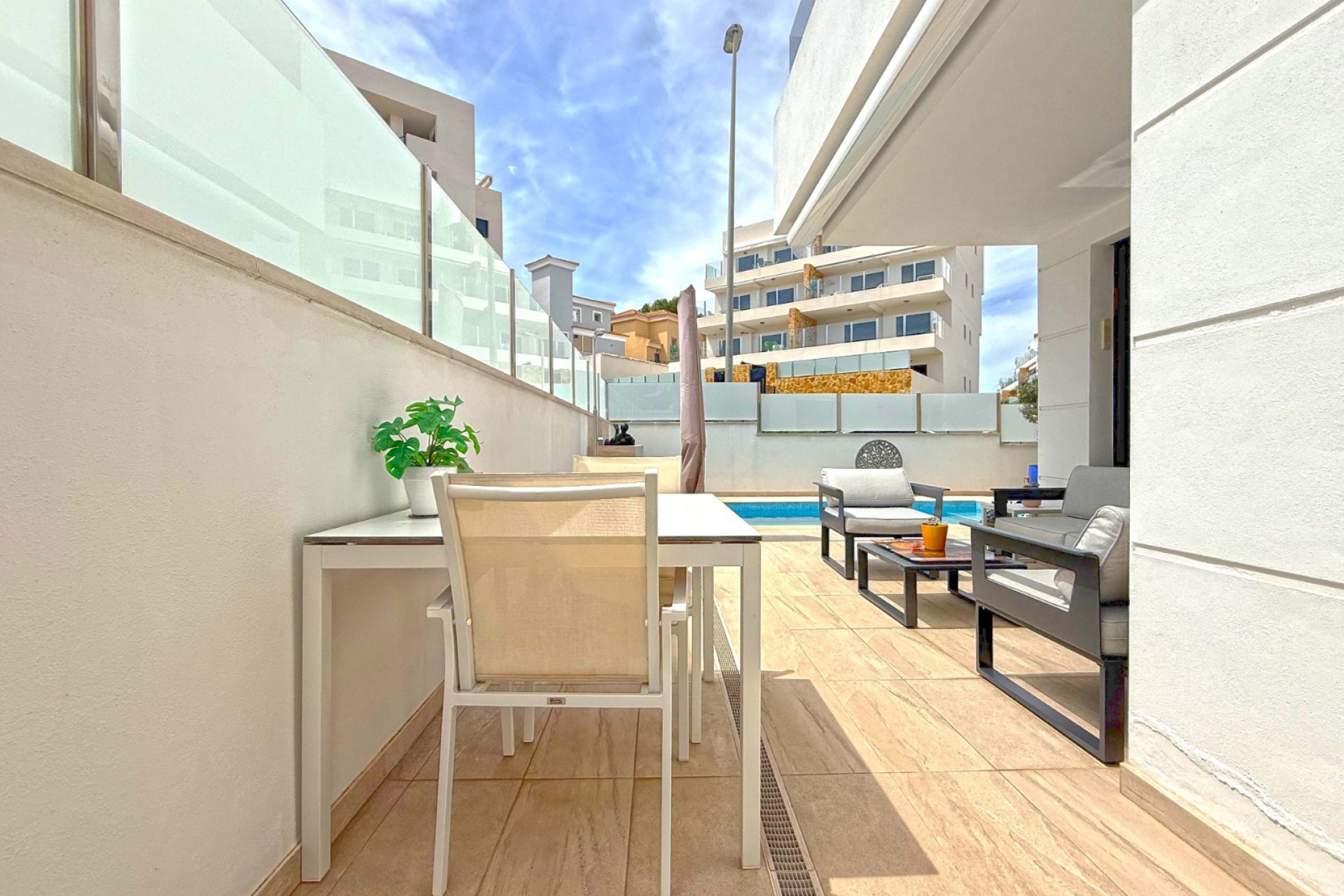 Resale - Villa - Orihuela Costa - Villamartín