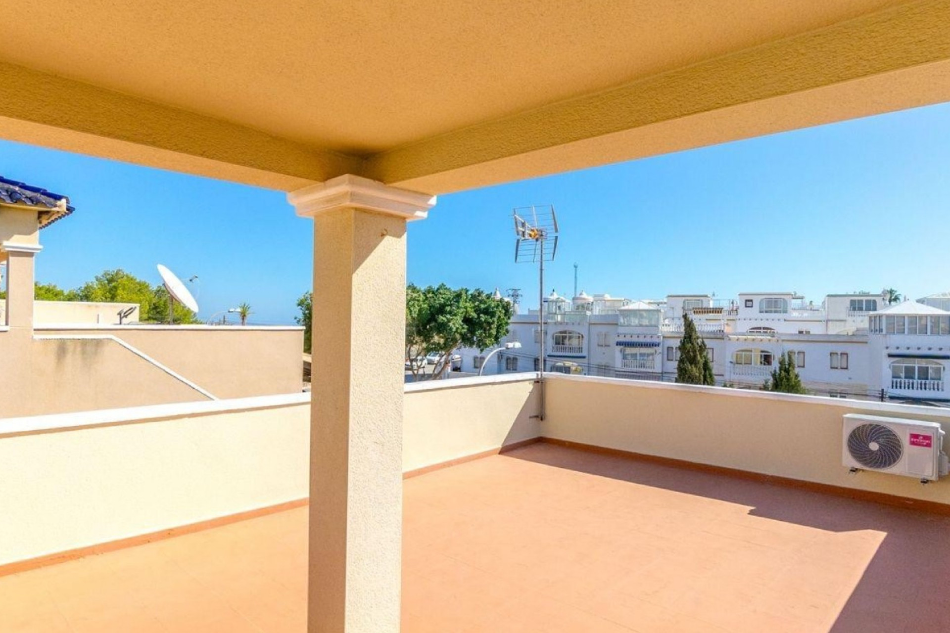 Resale - Villa - Orihuela Costa - Villamartín
