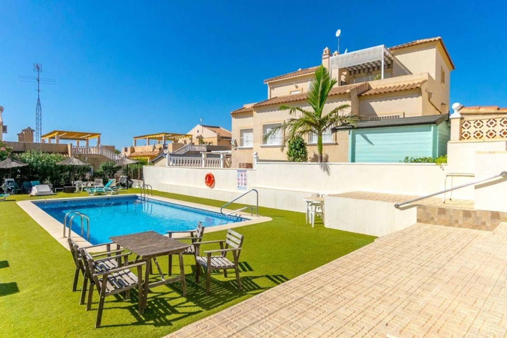Resale - Villa - Orihuela Costa - Villamartín