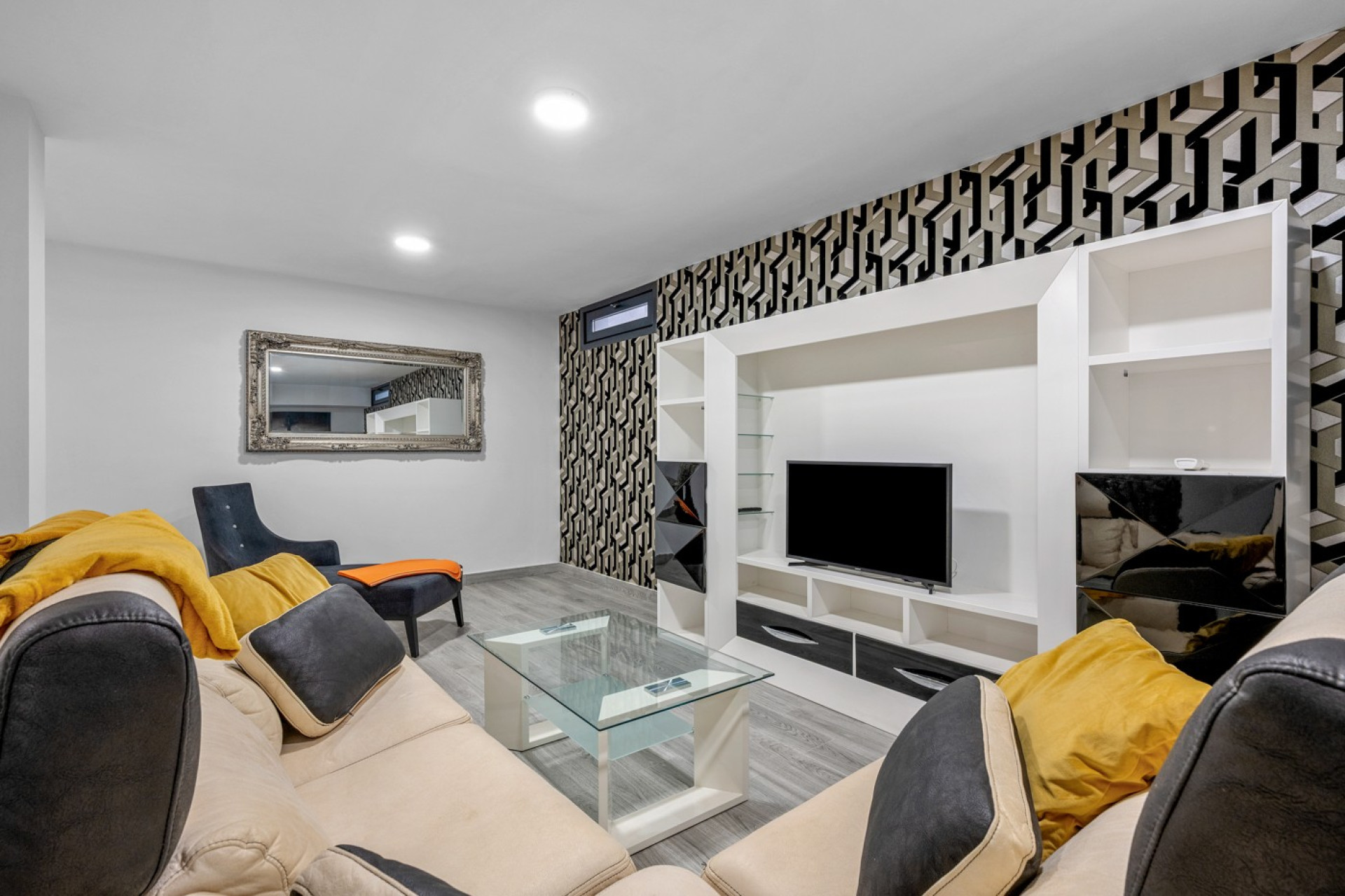 Resale - Villa - Orihuela Costa