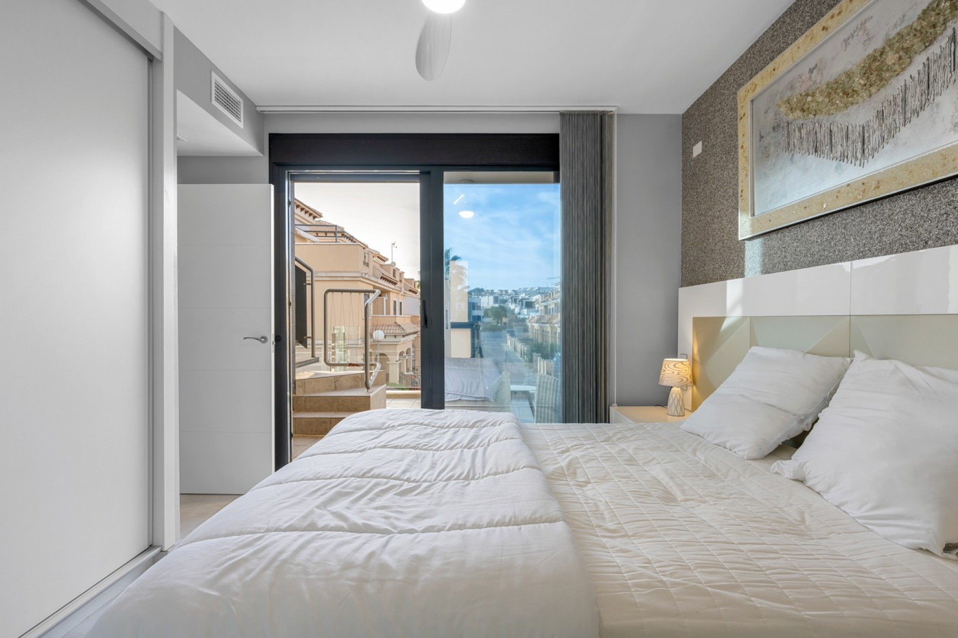 Resale - Villa - Orihuela Costa