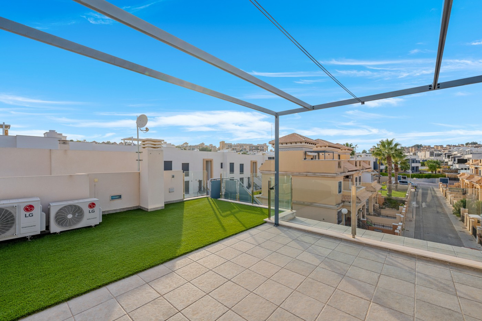 Resale - Villa - Orihuela Costa