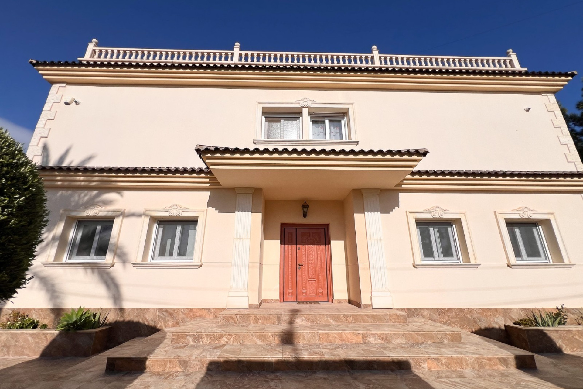 Resale - Villa - Orihuela Costa