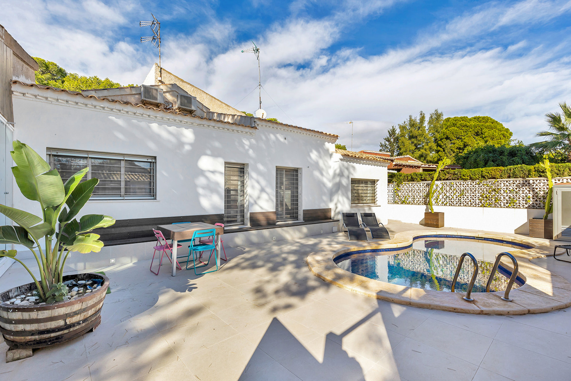 Resale - Villa - Orihuela Costa