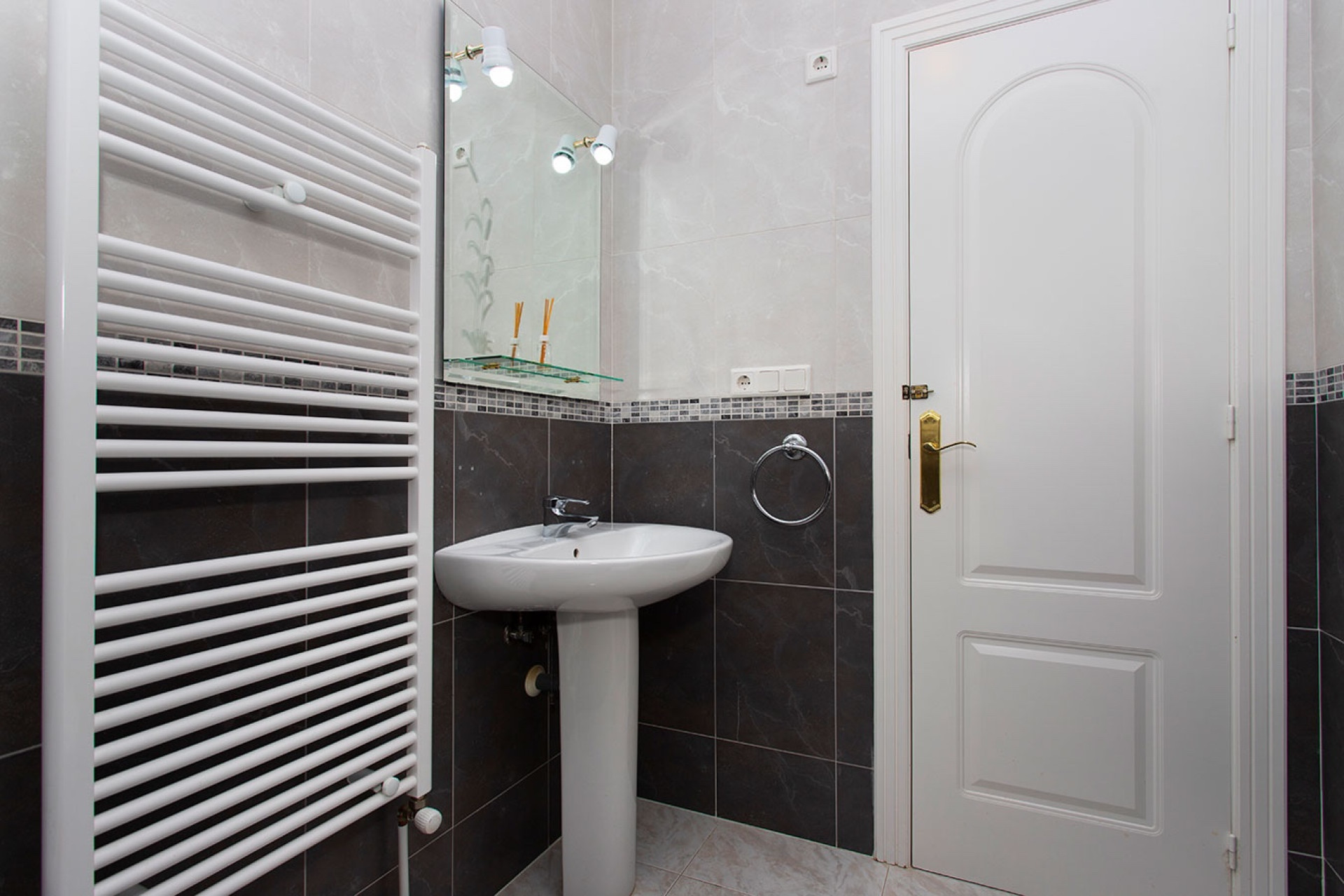 Resale - Villa - Rojales - Pueblo