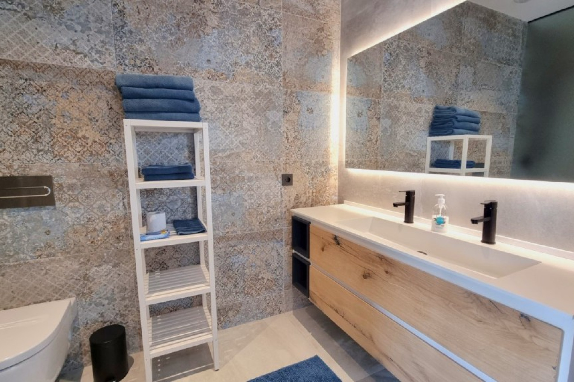 Resale - Villa - Rojales