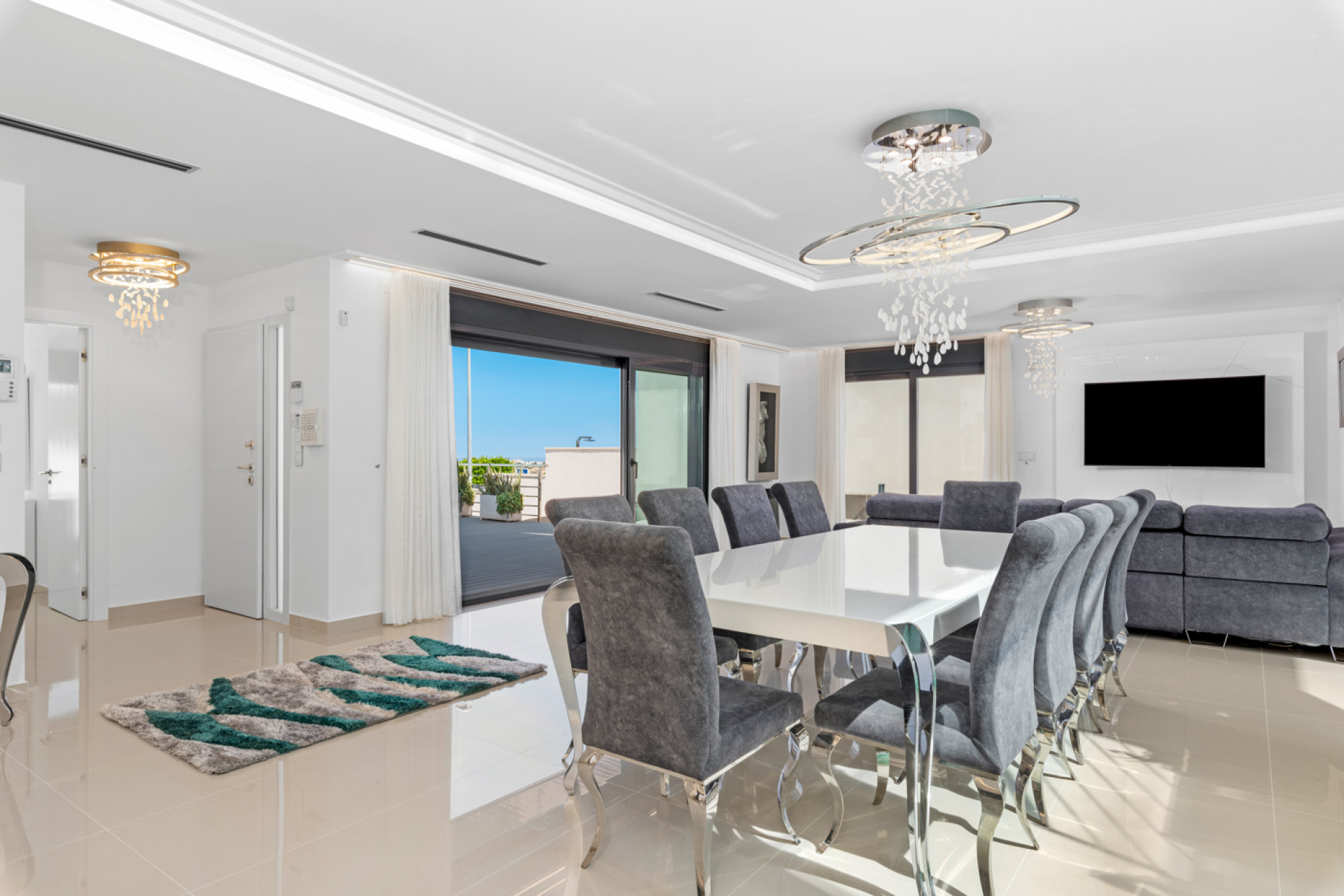 Resale - Villa - San Miguel de Salinas