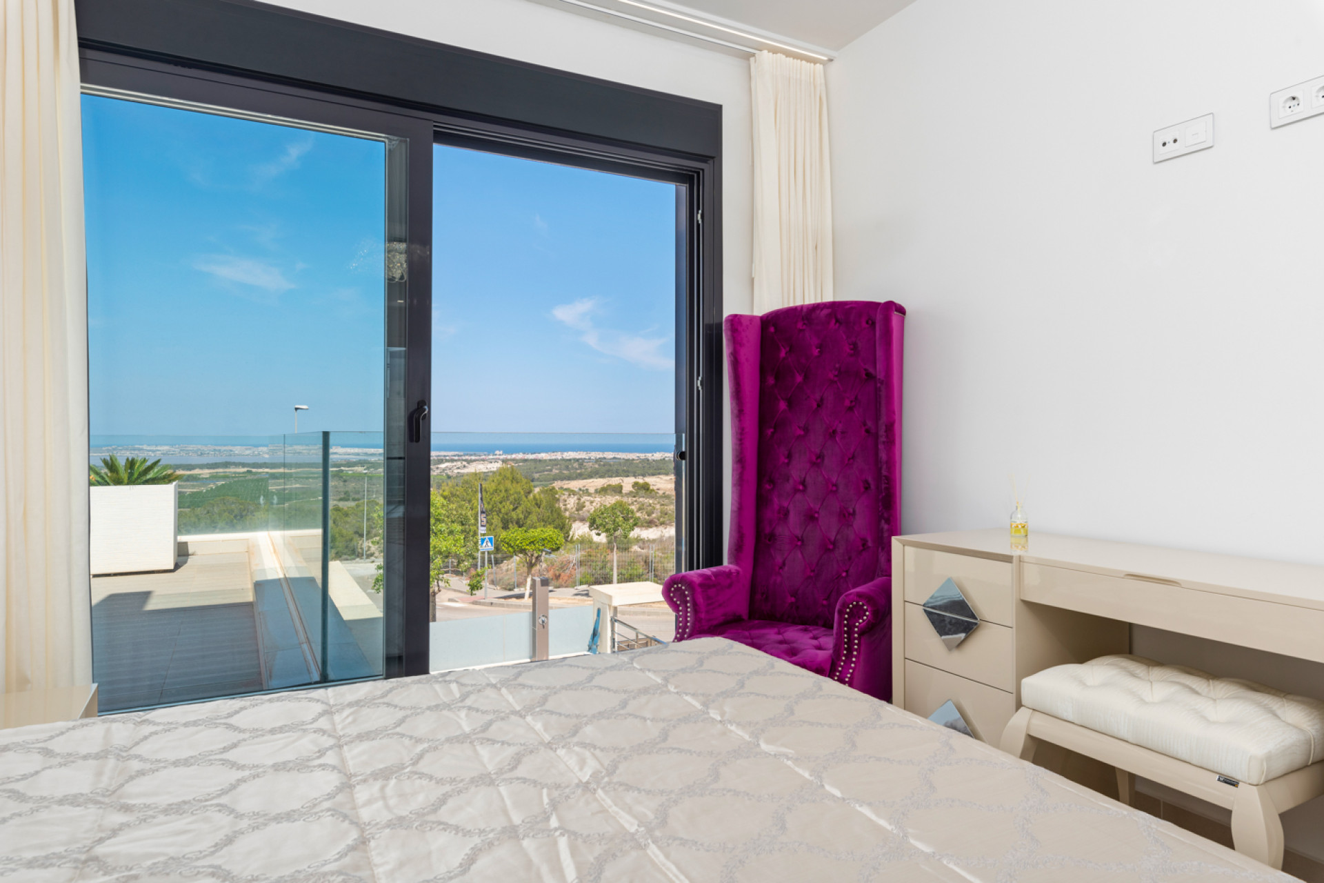 Resale - Villa - San Miguel de Salinas