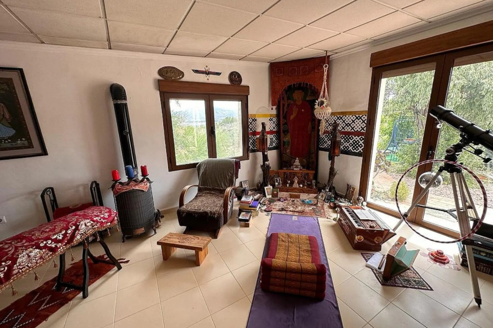 Resale - Villa - Sax