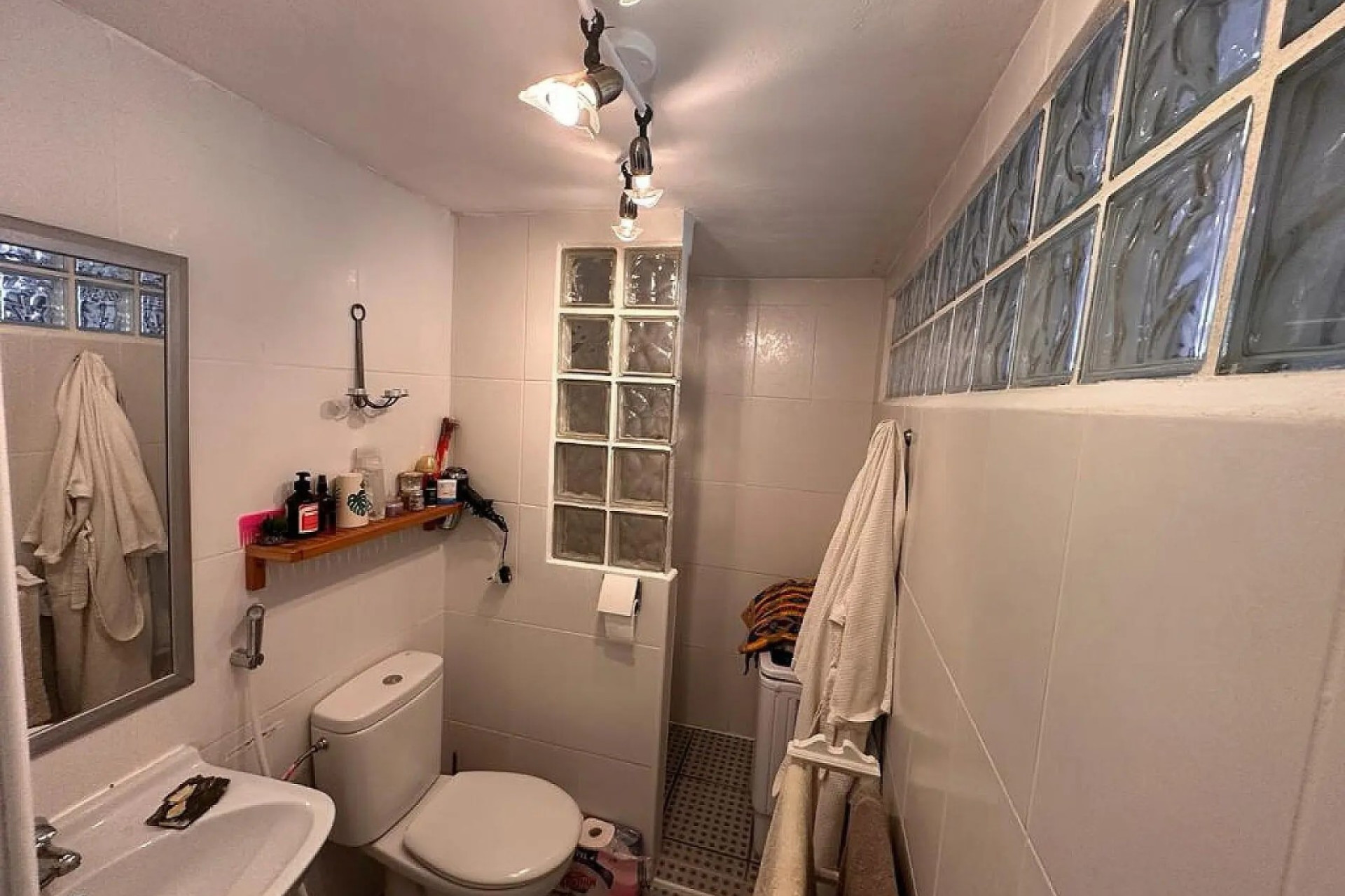 Resale - Villa - Sax