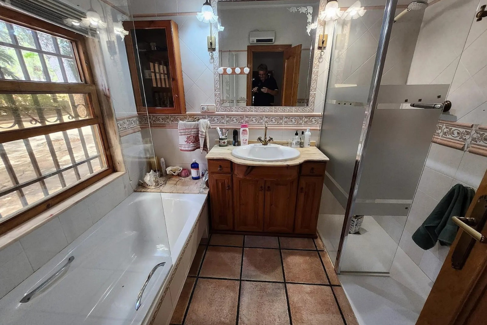 Resale - Villa - Sax