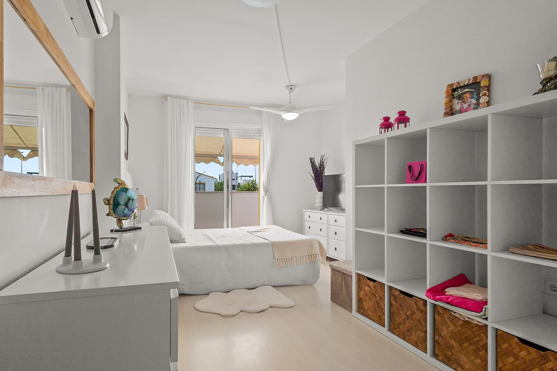 Resale - Villa - Torre de la Horadada - Pueblo Latino