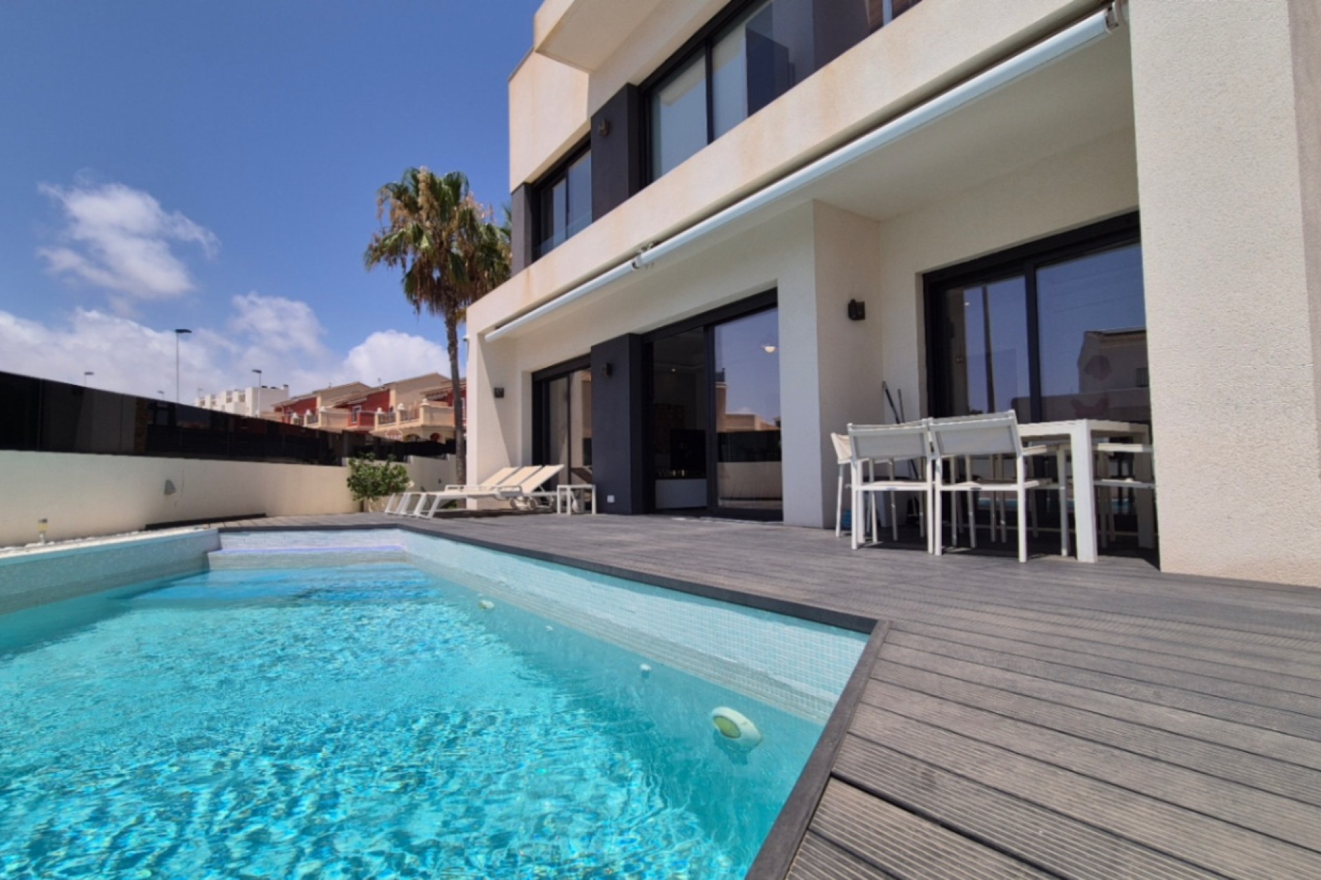 Resale - Villa - Torrevieja - Costa Blanca Sur