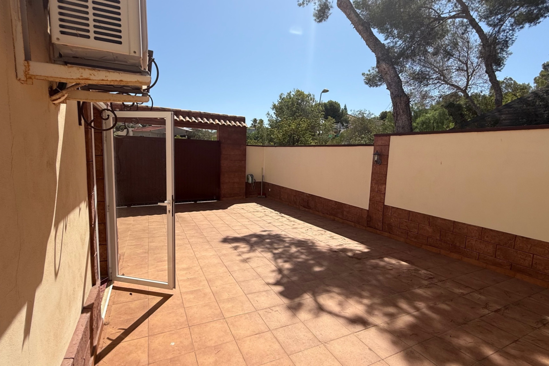 Resale - Villa - Torrevieja - Costa Blanca Sur