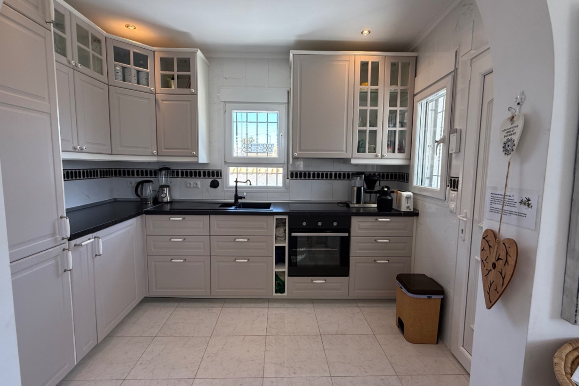 Resale - Villa - Torrevieja - Costa Blanca Sur