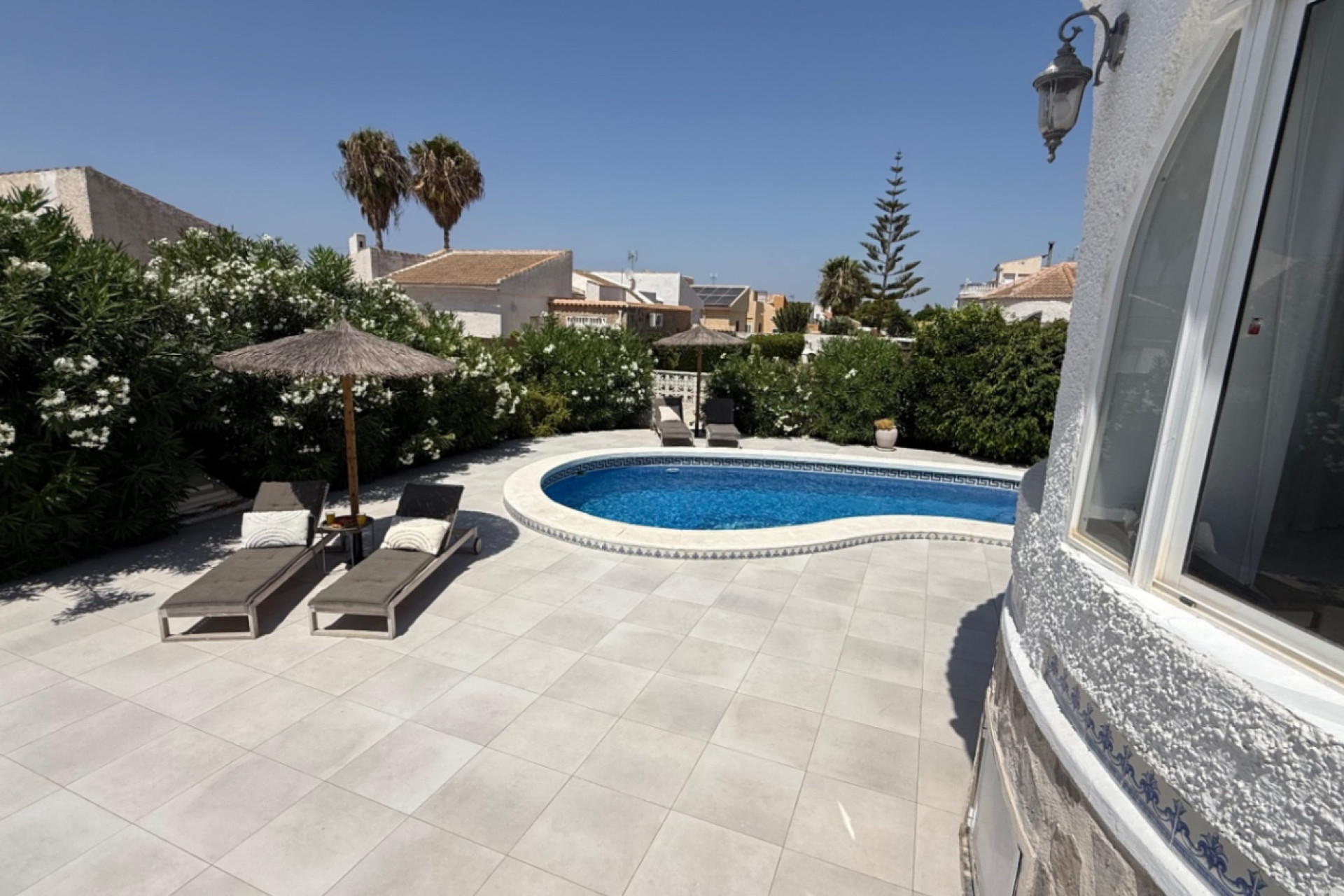 Resale - Villa - Torrevieja - Costa Blanca Sur