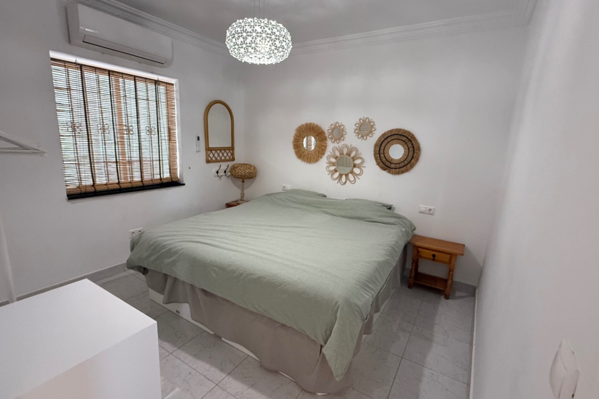 Resale - Villa - Torrevieja - Costa Blanca Sur