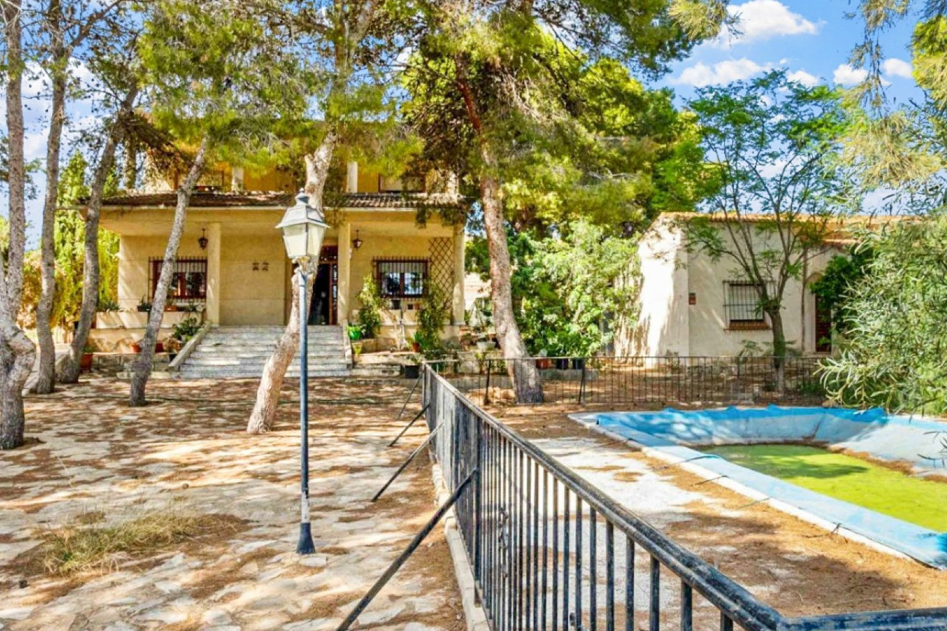Resale - Villa - Torrevieja - Los Balcones - Los Altos del Edén