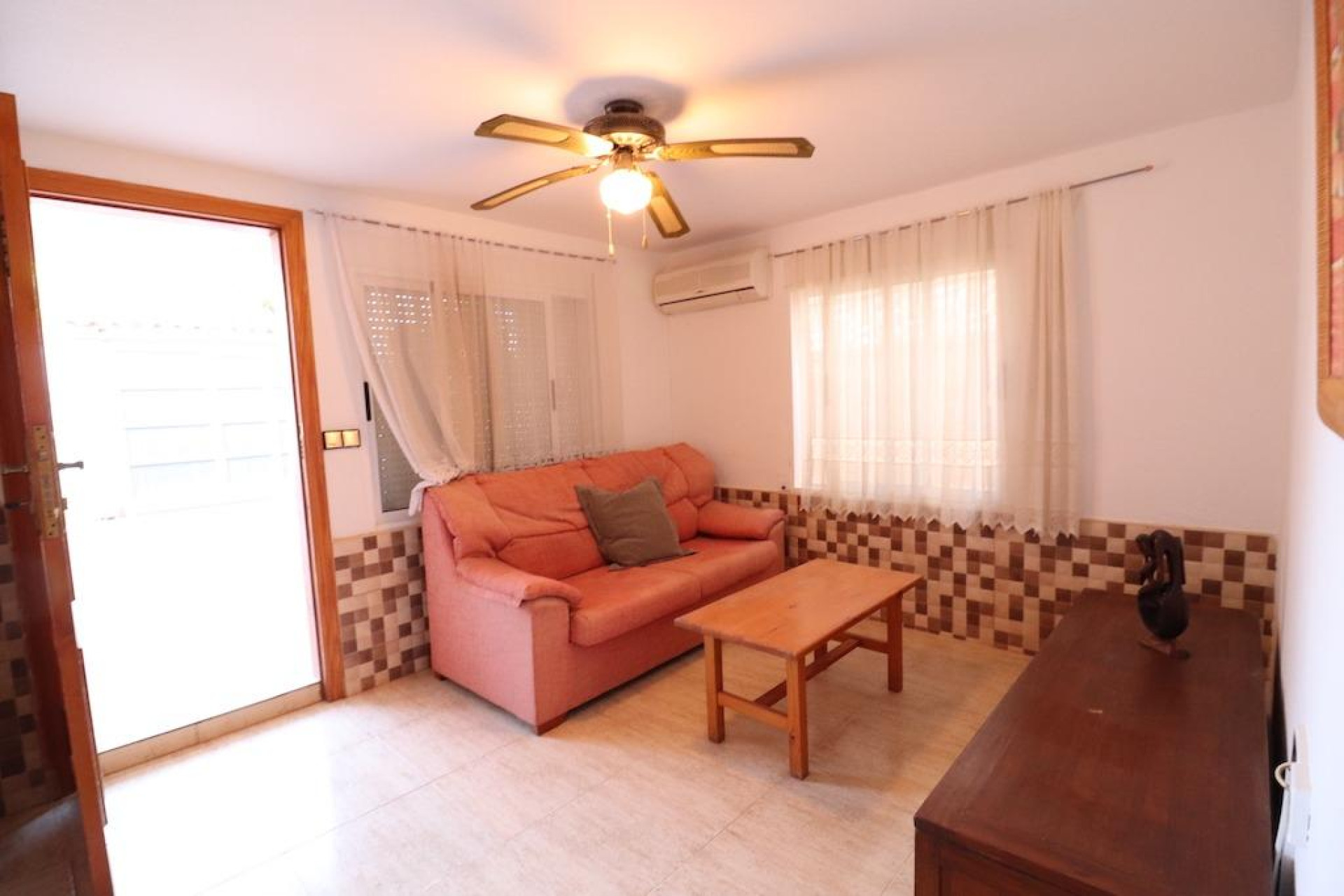 Resale - Villa - Torrevieja - Los Balcones