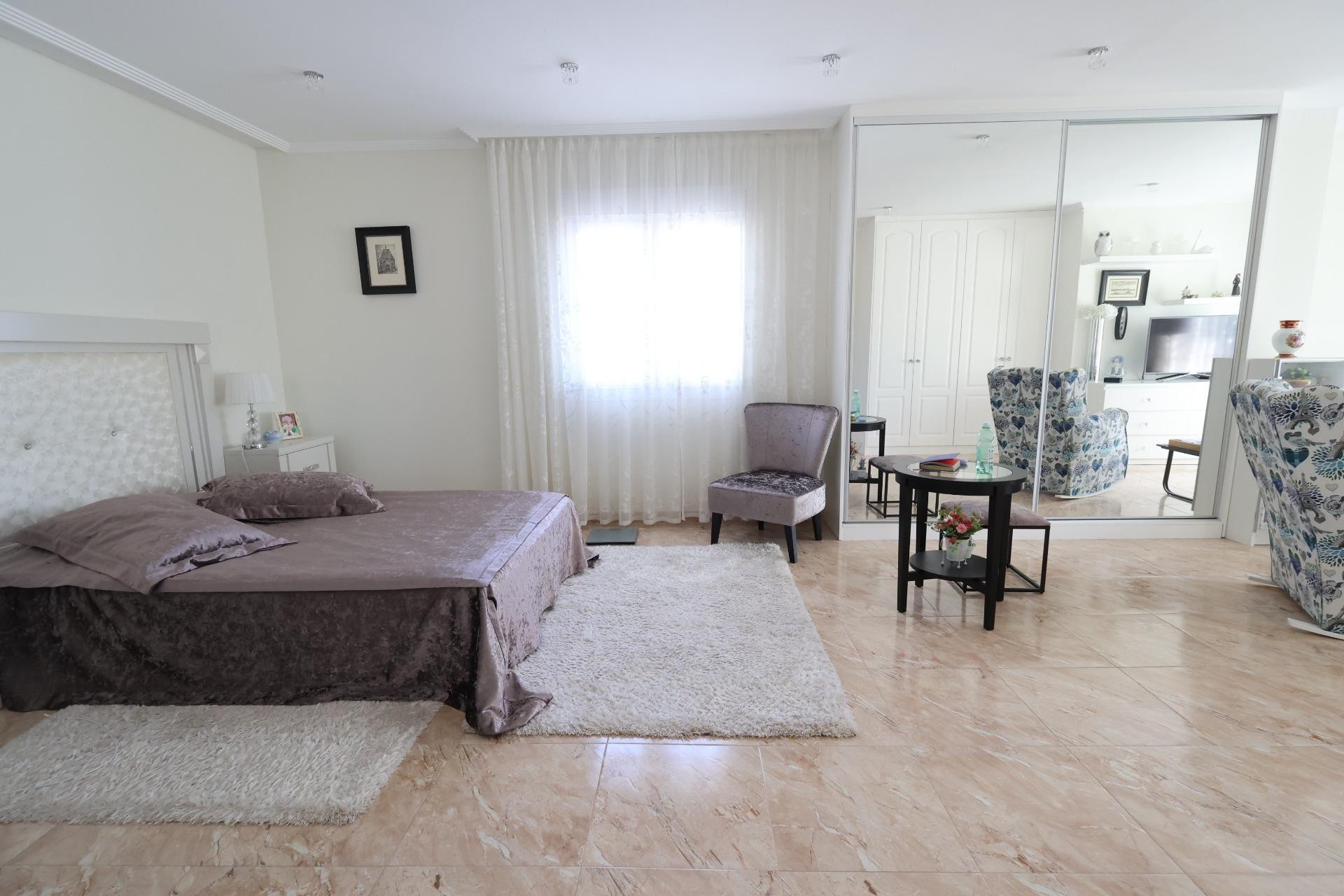 Resale - Villa - Torrevieja - Los Balcones