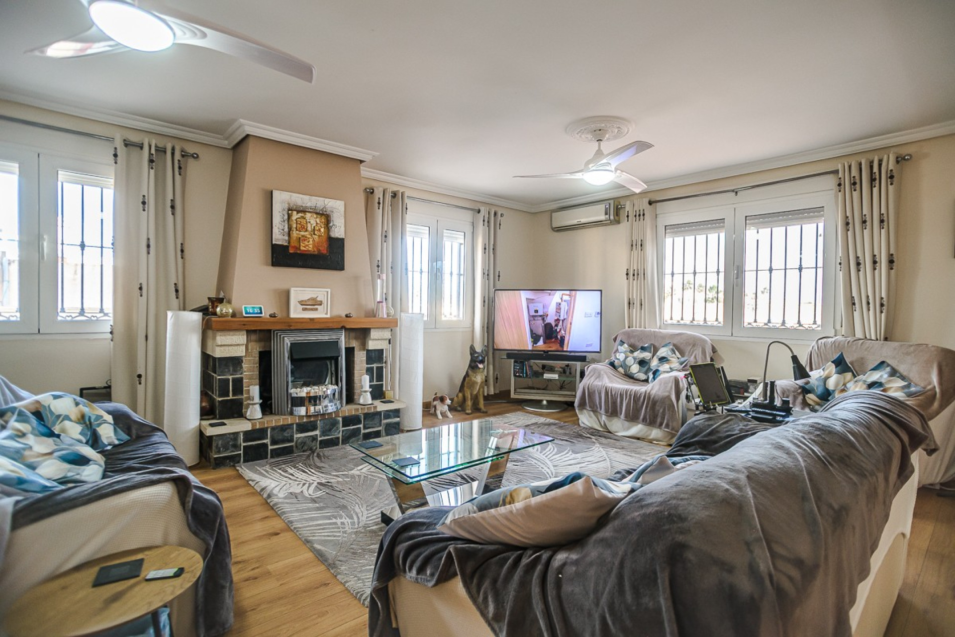 Resale - Villa - Torrevieja - Los Balcones