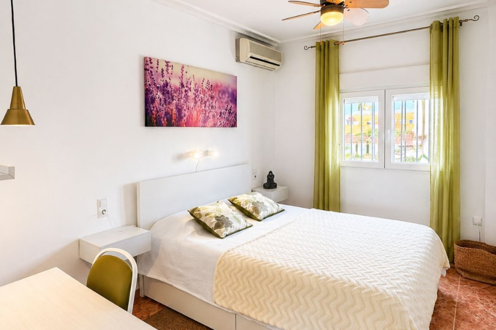 Resale - Villa - Torrevieja - Nueva Torrevieja - Aguas Nuevas