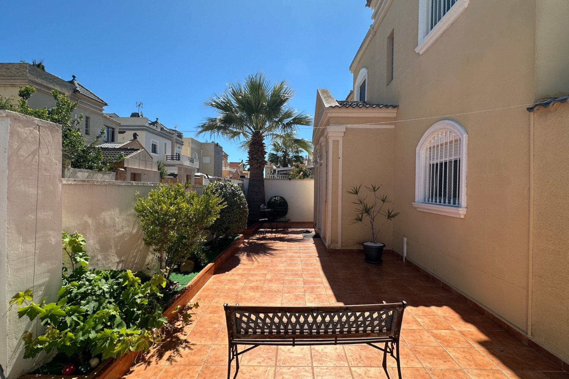 Resale - Villa - Torrevieja - Nueva Torrevieja - Aguas Nuevas