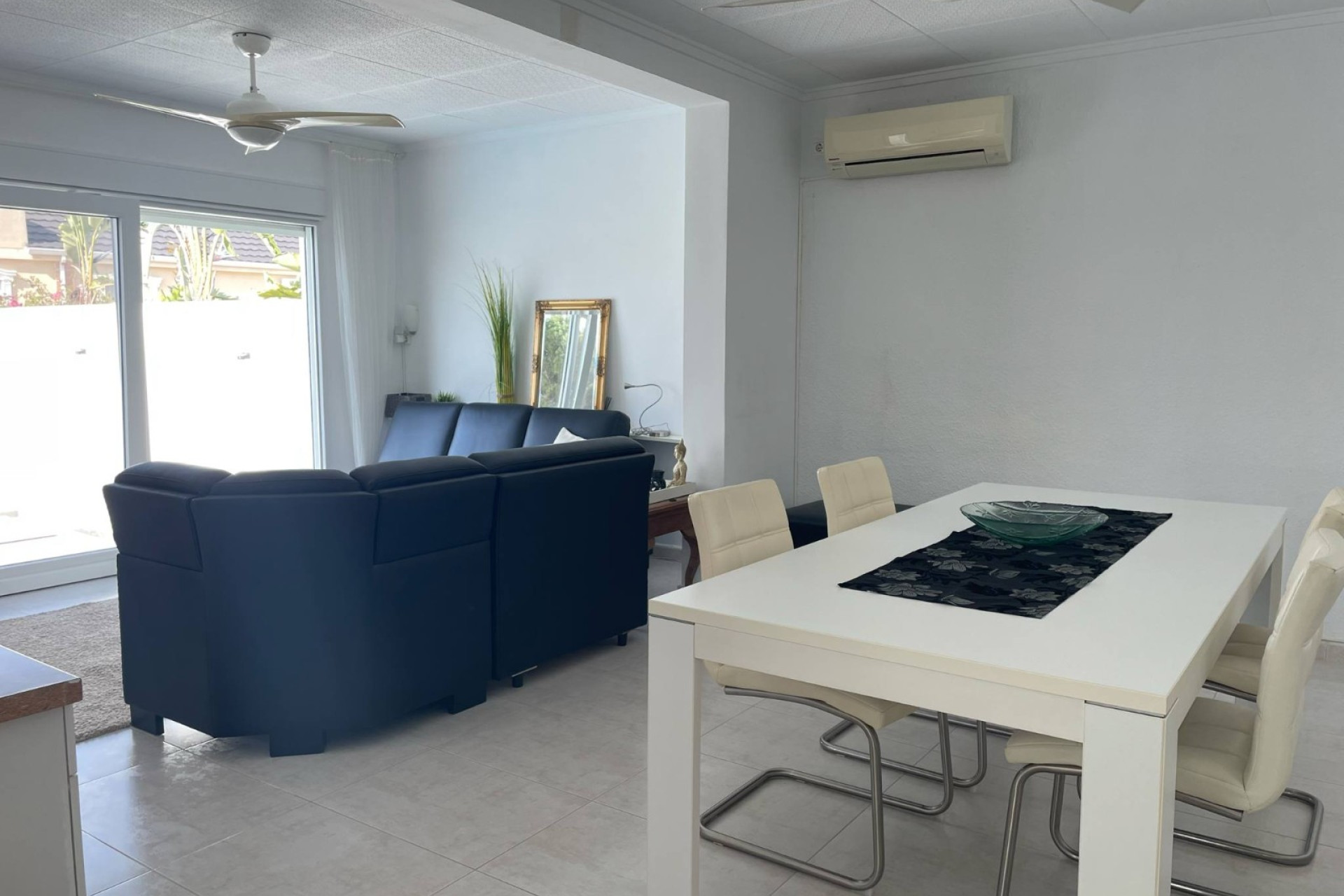 Resale - Villa - Torrevieja - San luis