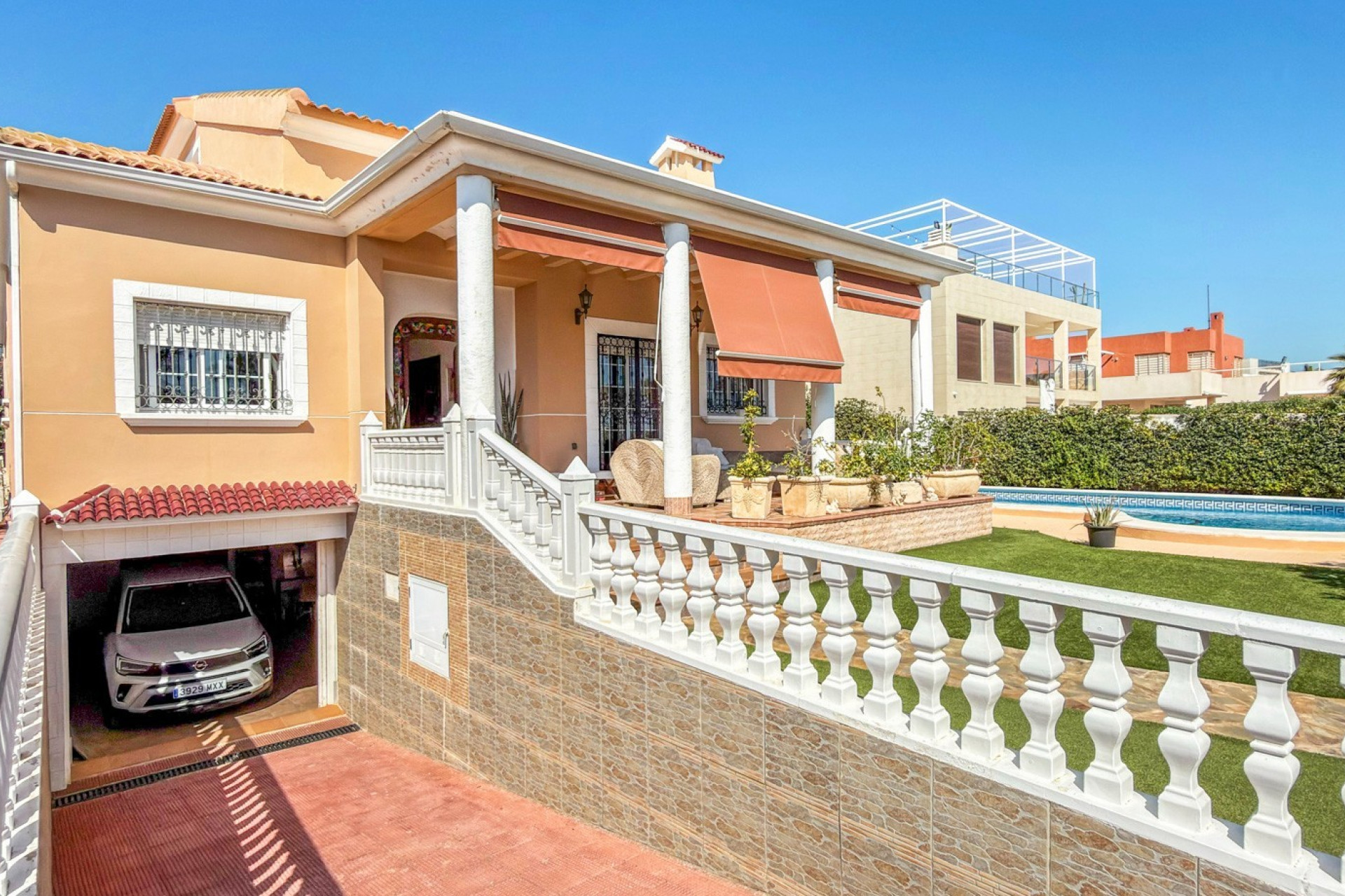 Resale - Villa - Torrevieja - Torrelamata - La Mata