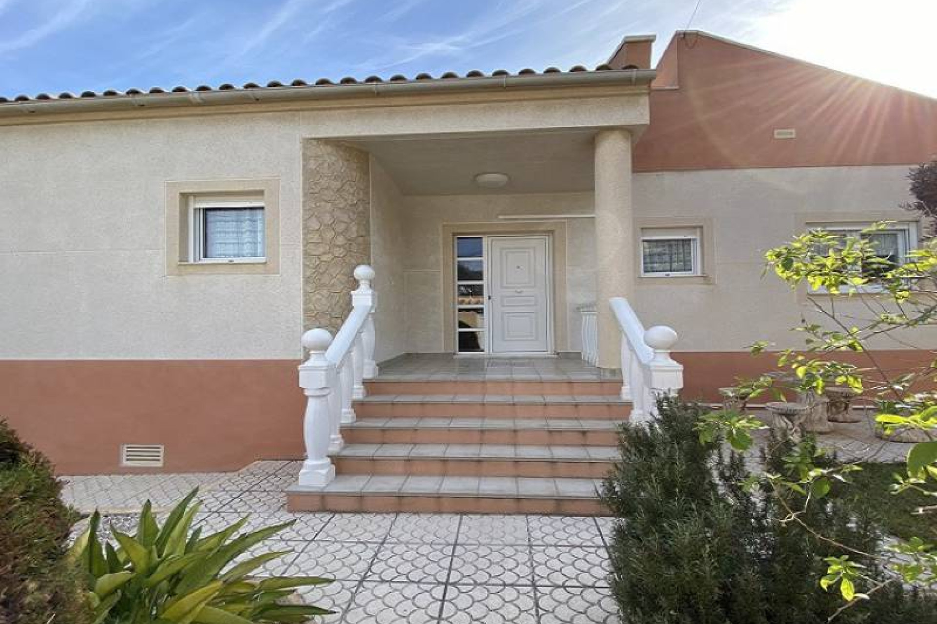Resale - Villa - Torrevieja - torrevieja