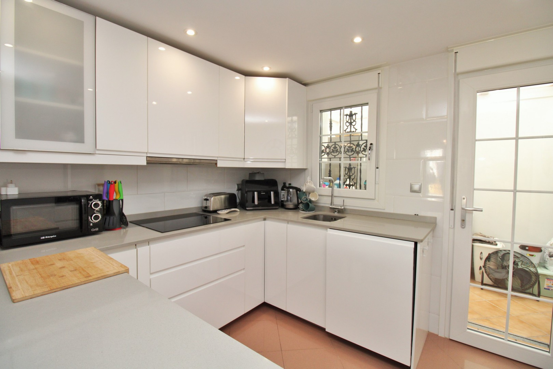 Resale - Villa - Villamartín - Los Dolses