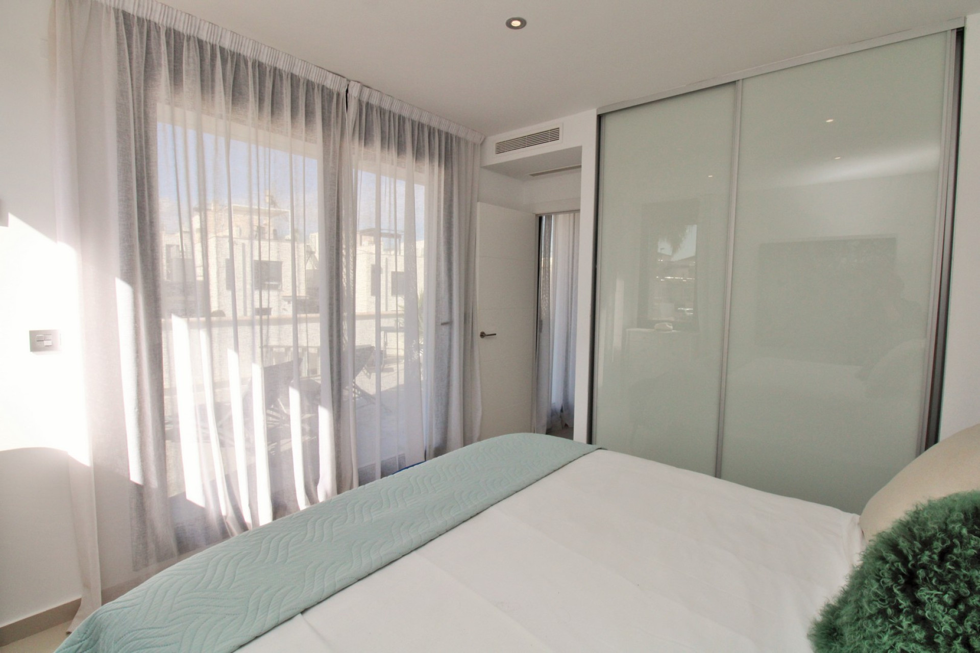 Resale - Villa - Villamartín