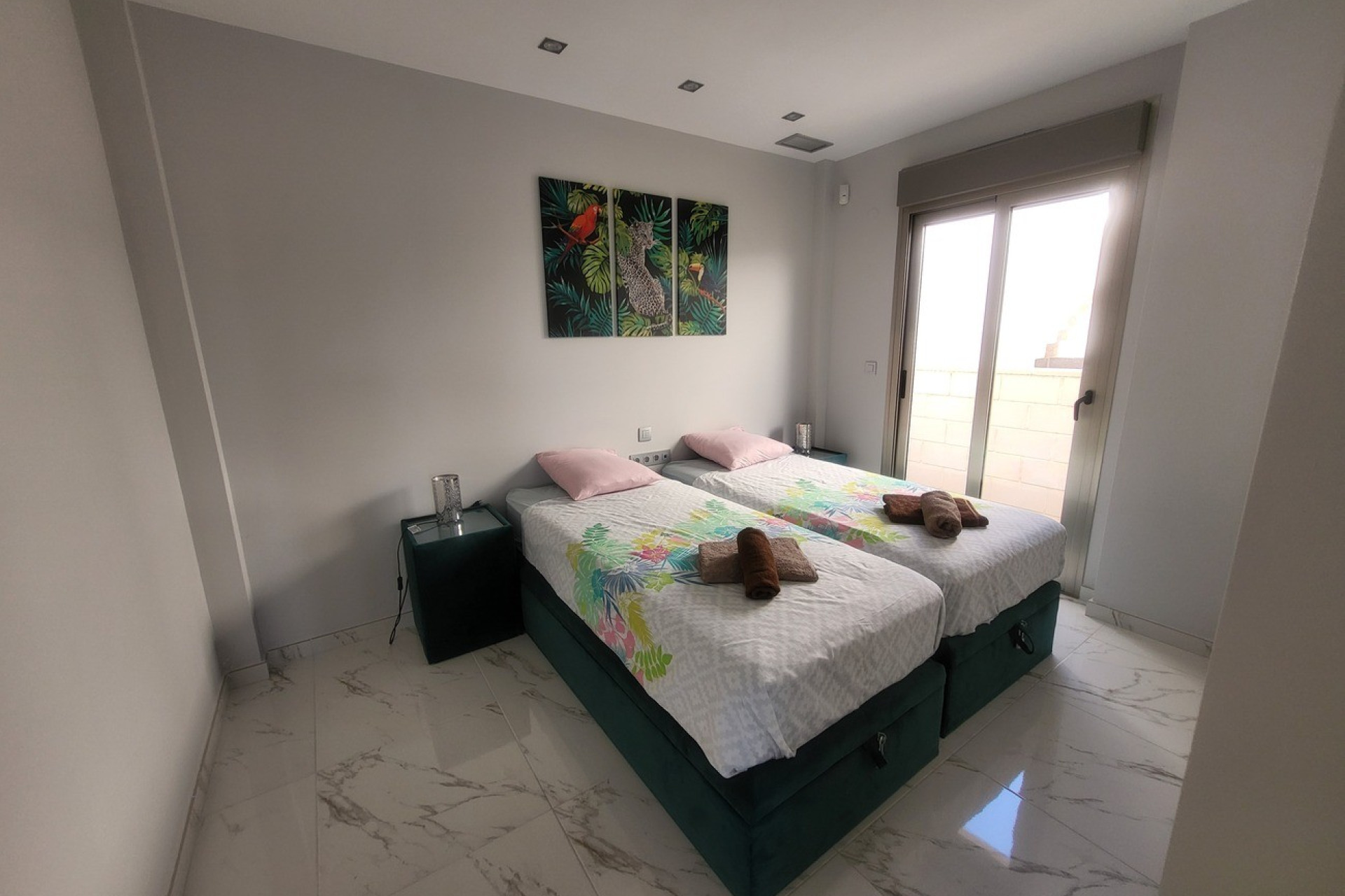 Resale - Villa - Villamartín