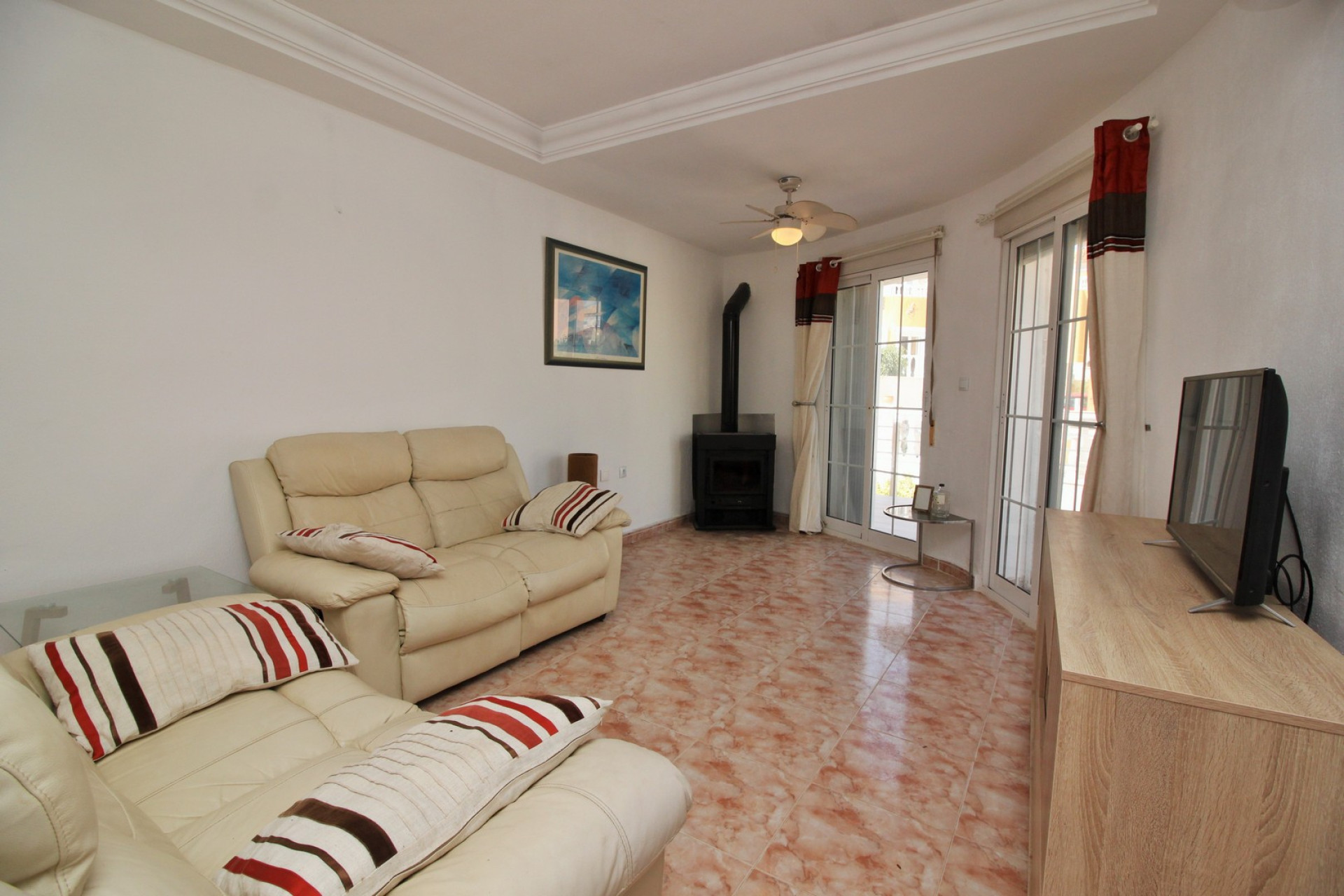 Resale - Villa - Villamartín