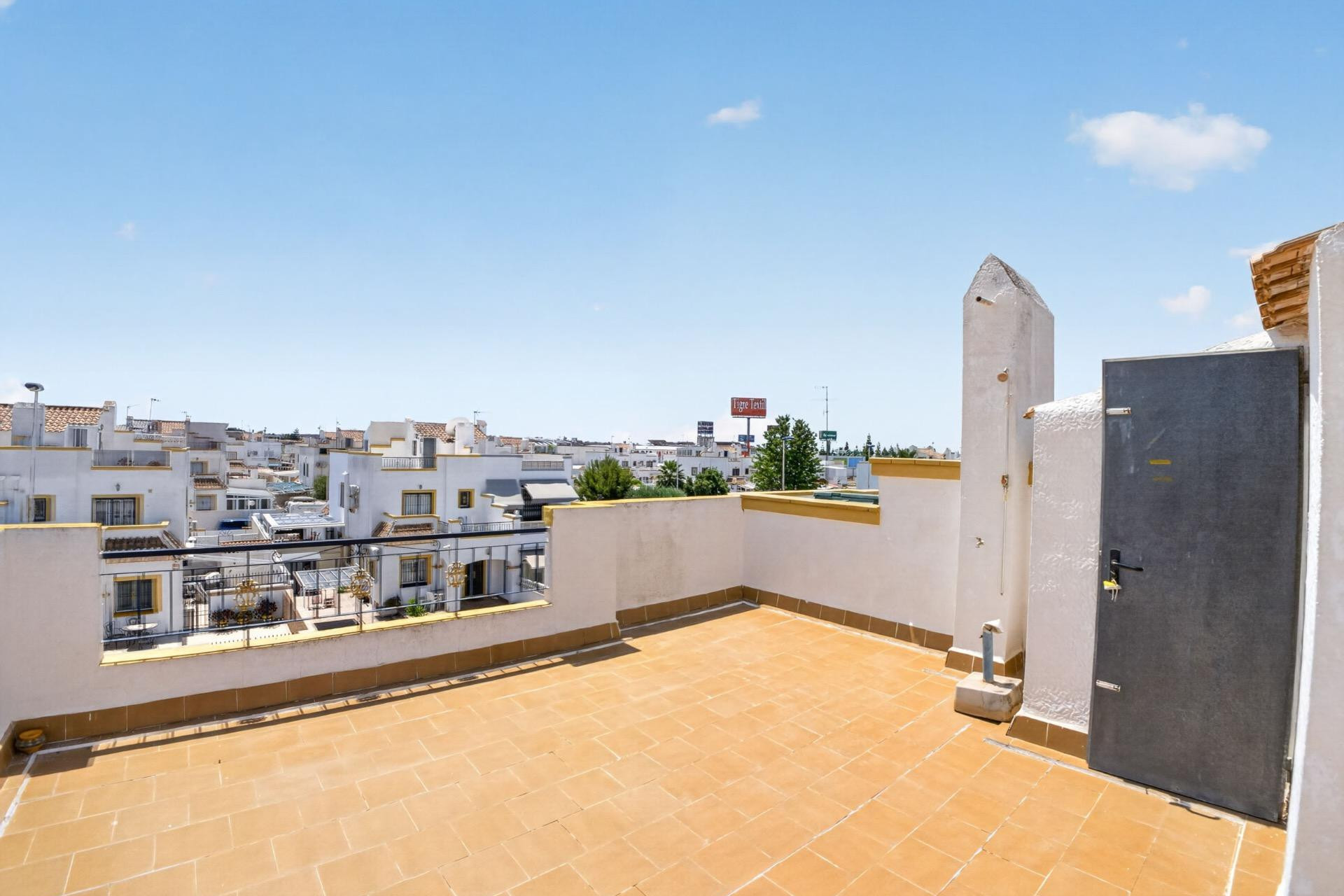 Reventa - Adosado - Torrevieja - La Siesta - El Salado -  Torreta