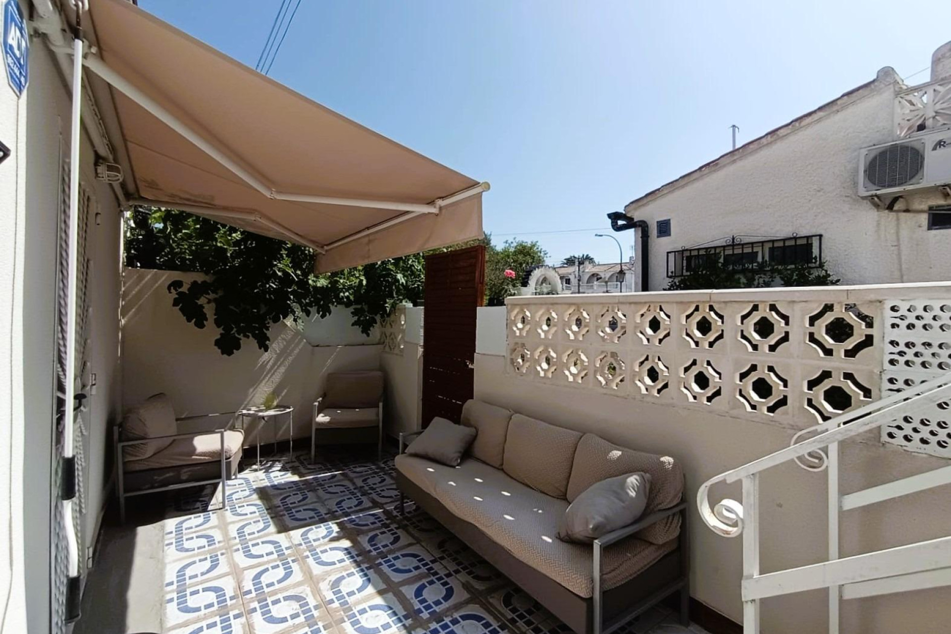Reventa - Adosado - Torrevieja - La Siesta - El Salado -  Torreta