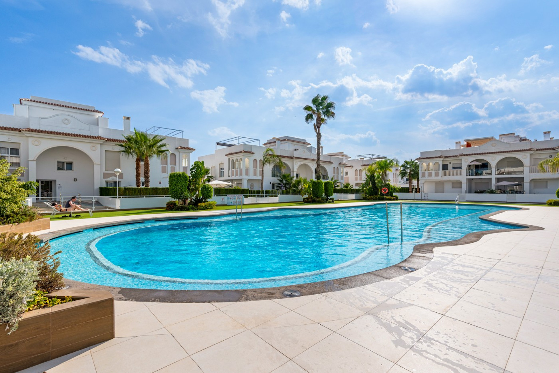 Reventa - Apartamento / piso - Ciudad Quesada - Doña pepa