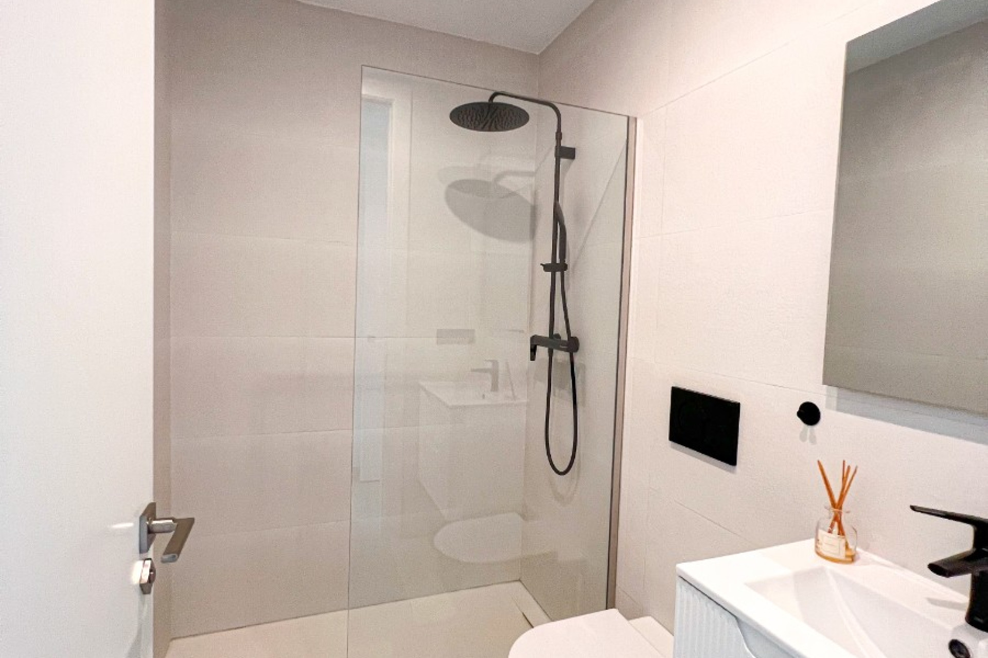 Reventa - Apartamento / piso - Guardamar del Segura - Urbanizaciones