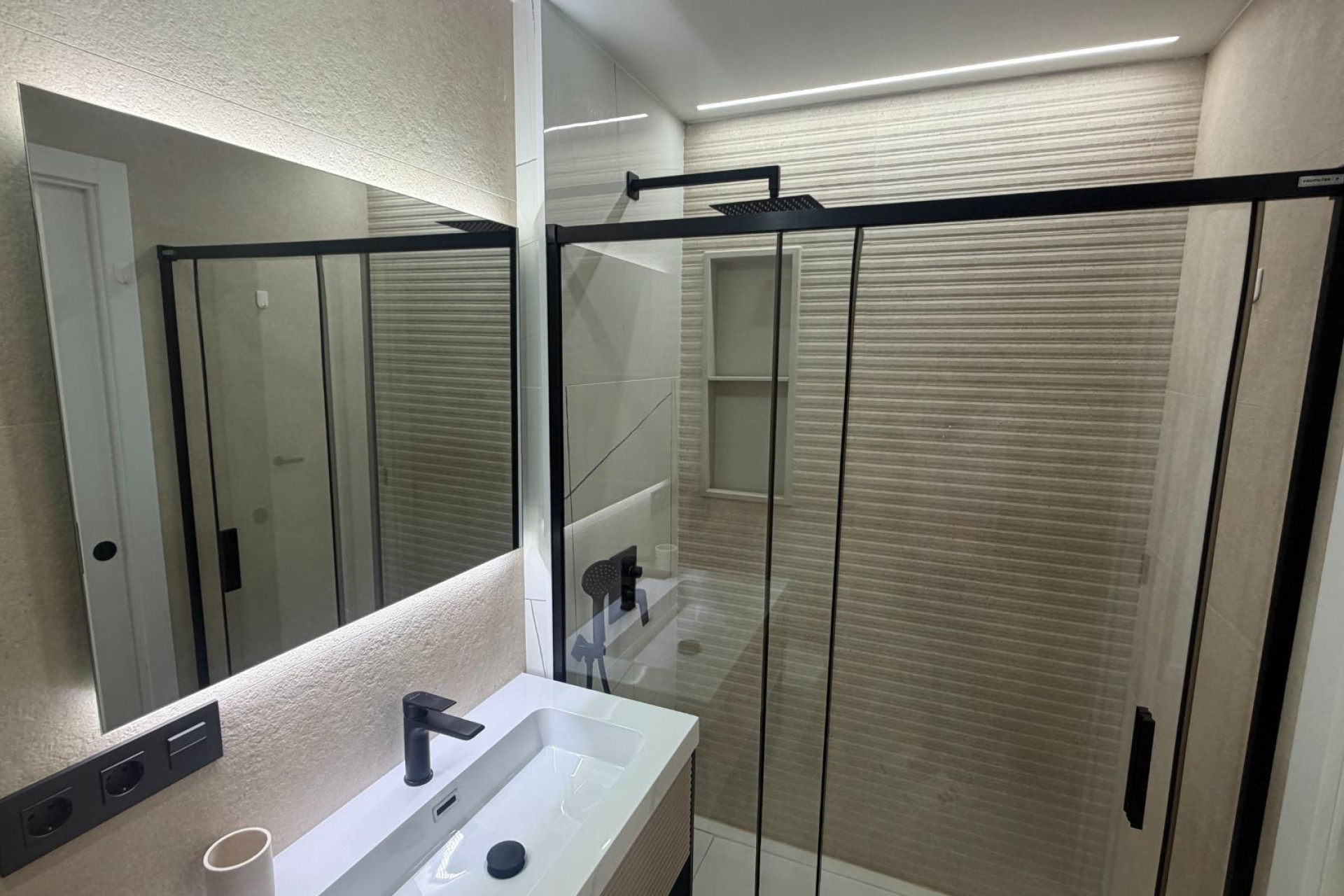 Reventa - Apartamento / piso - Los Alcazares - Dolores De Pacheco-santa Rosalía