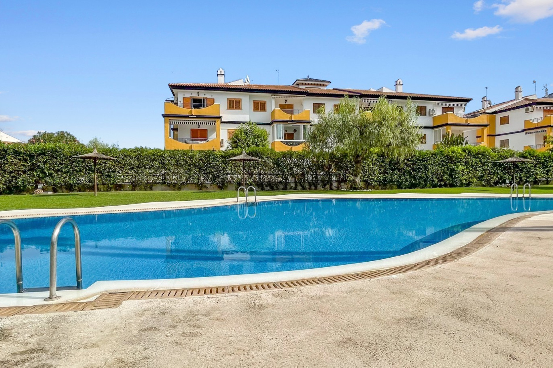 Reventa - Apartamento / piso - Mil Palmeras