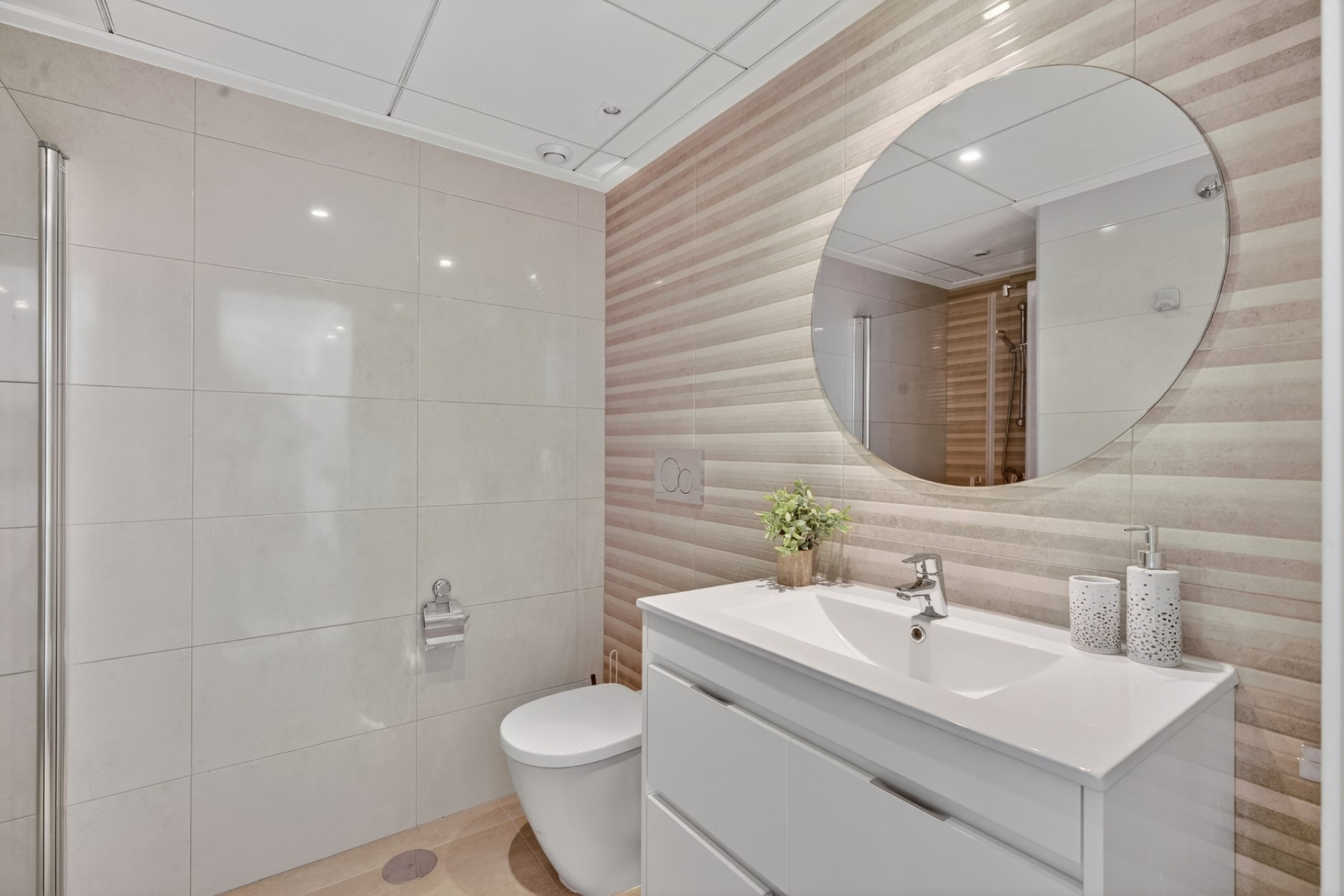 Reventa - Apartamento / piso - Torrevieja - Aguas Nuevas