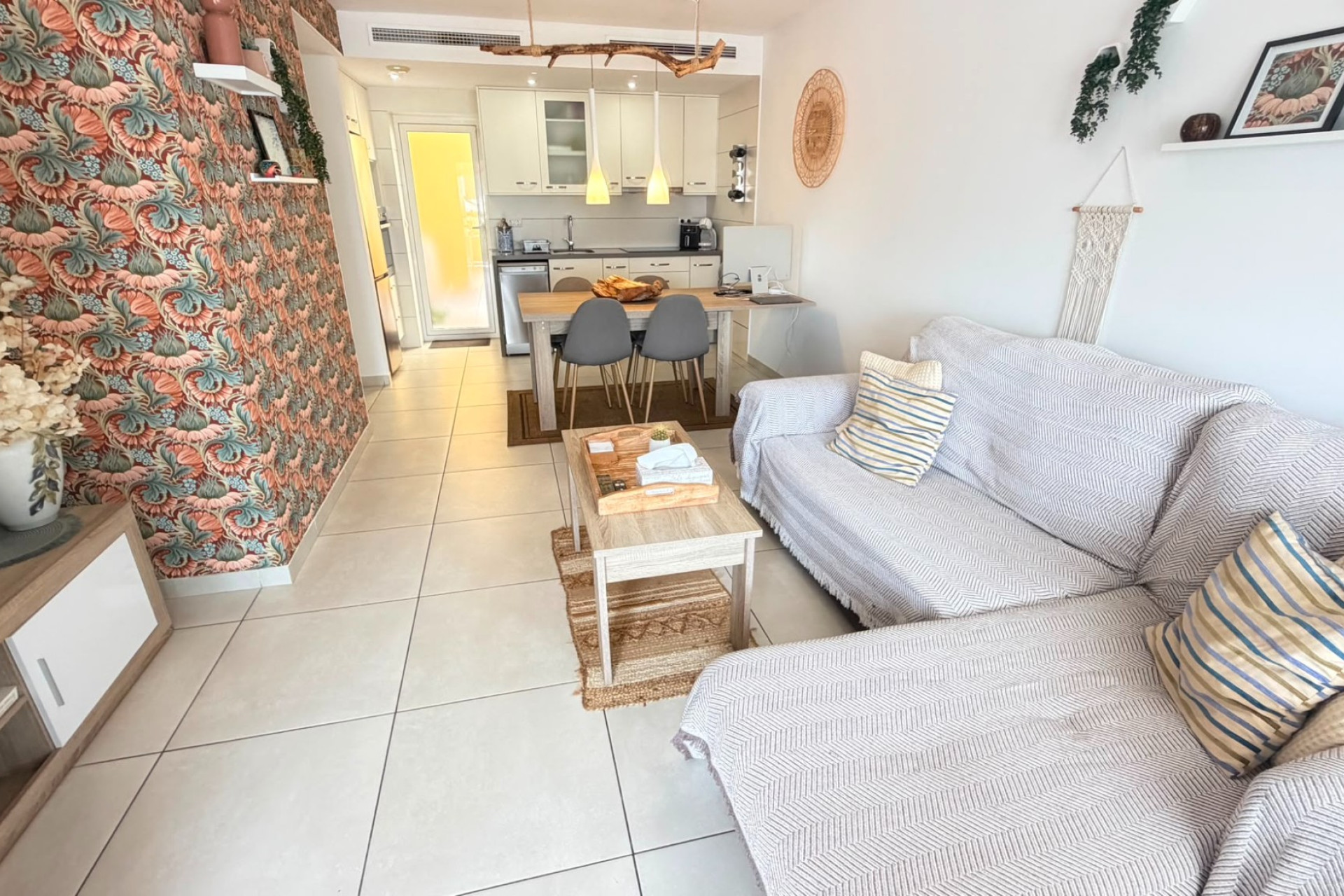 Reventa - Apartamento / piso - Torrevieja - Aguas Nuevas