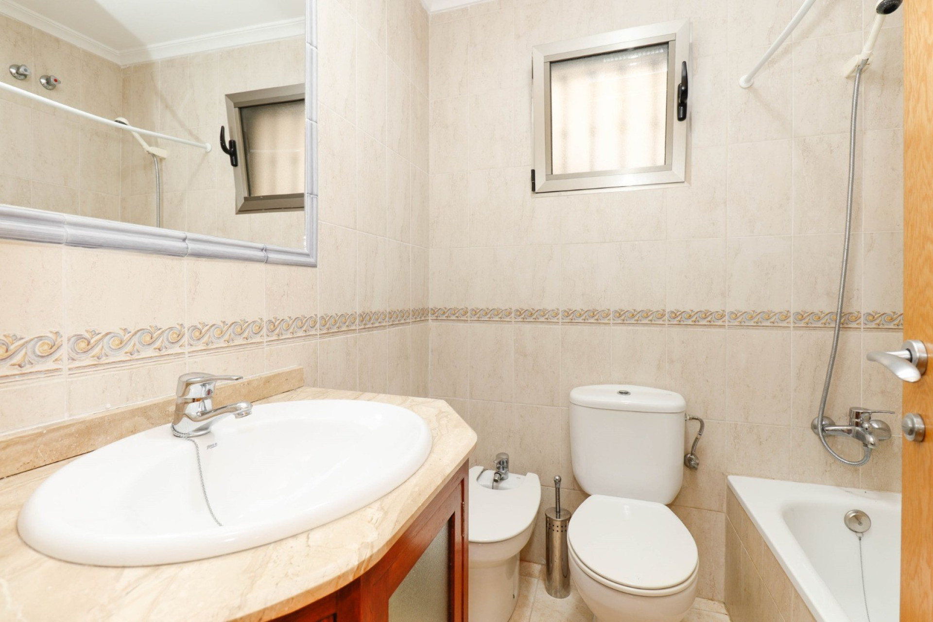 Reventa - Apartamento / piso - Torrevieja - Center