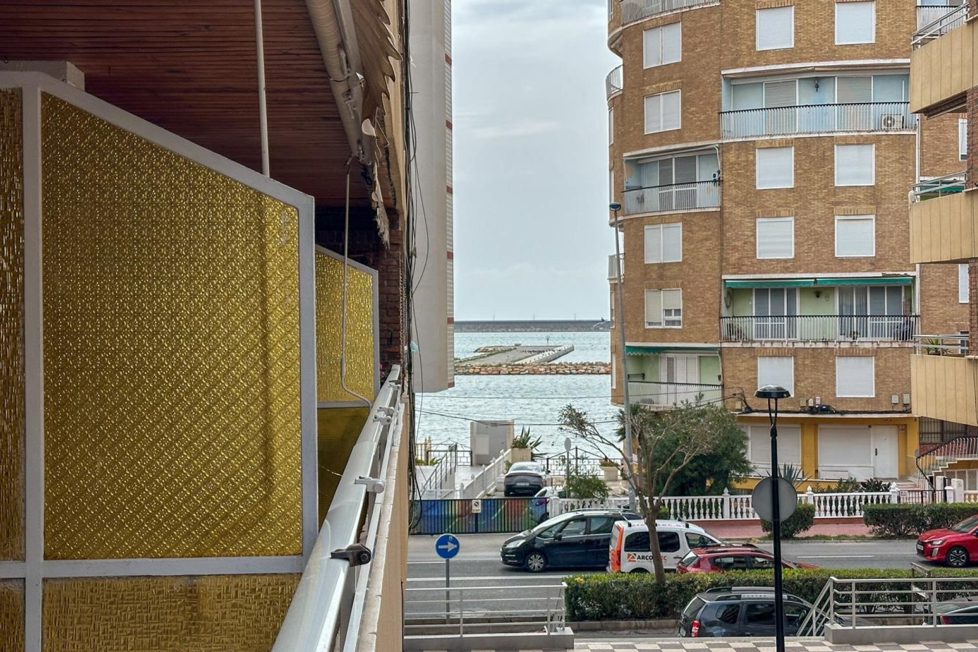 Reventa - Apartamento / piso - Torrevieja - El Acequión - Los Náufragos