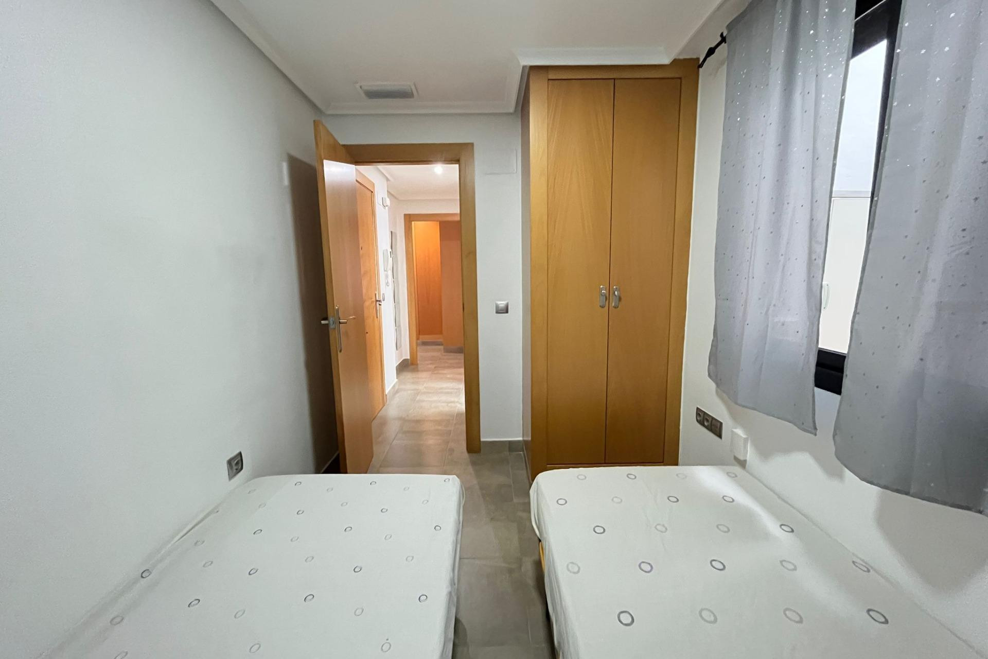 Reventa - Apartamento / piso - Torrevieja - La Mata
