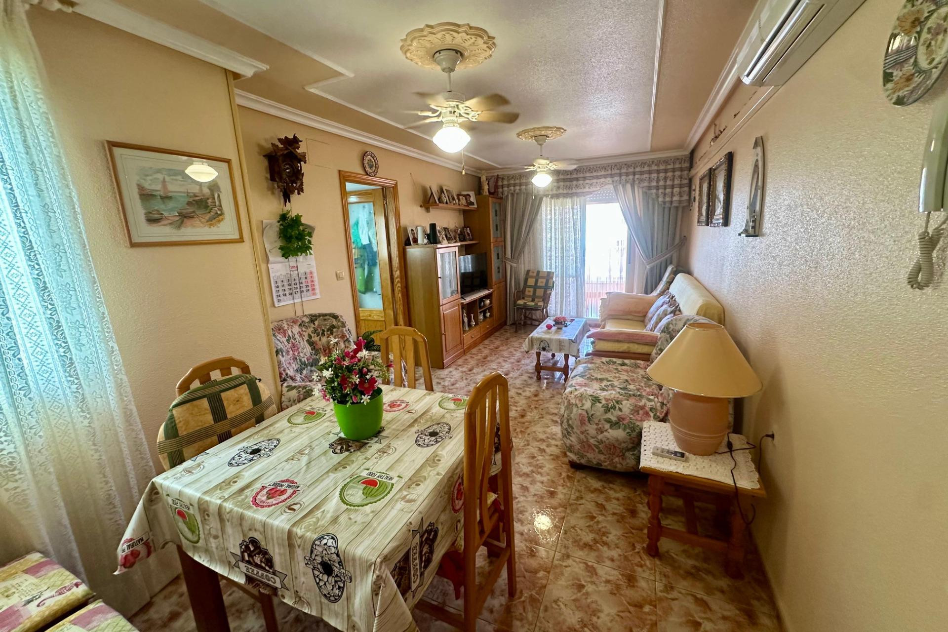 Reventa - Apartamento / piso - Torrevieja - La Mata