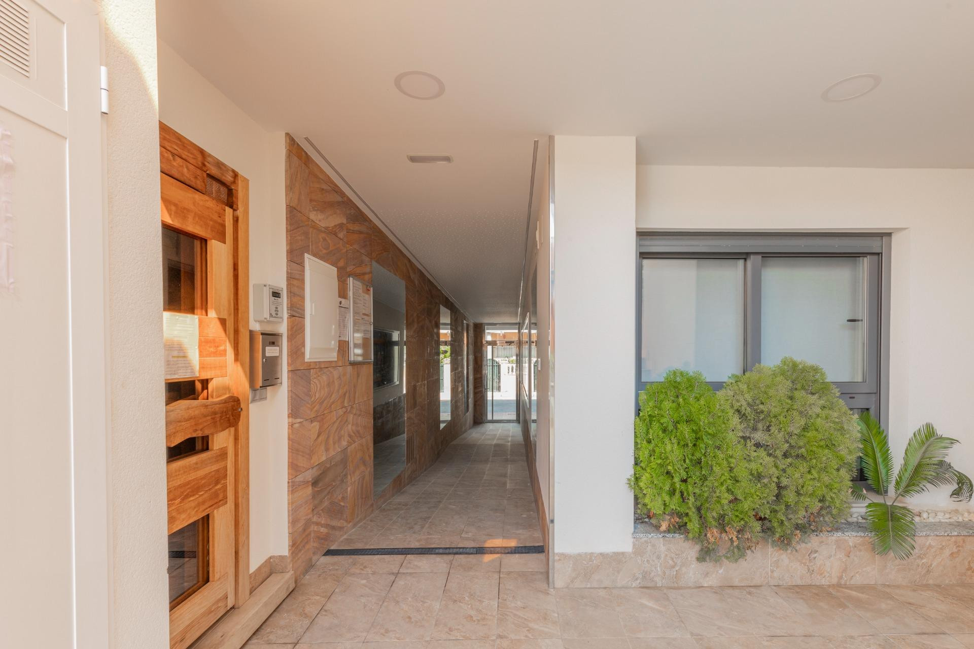 Reventa - Apartamento / piso - Torrevieja - Los Frutales