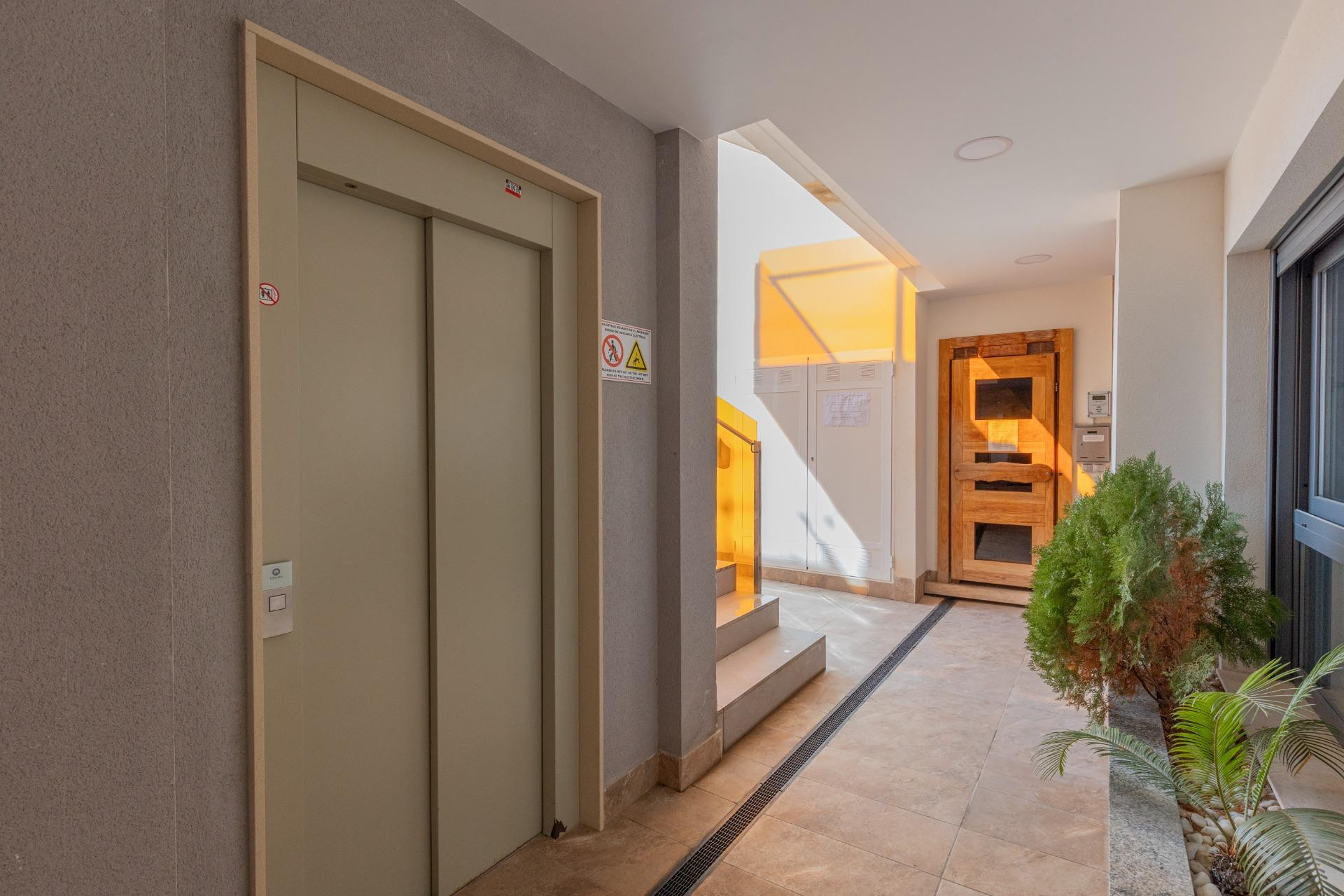 Reventa - Apartamento / piso - Torrevieja - Los Frutales