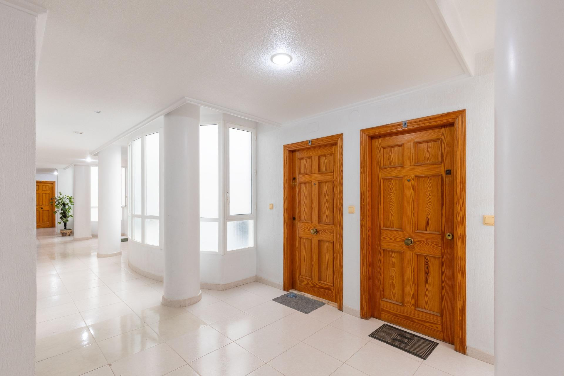 Reventa - Apartamento / piso - Torrevieja - Playa del Cura