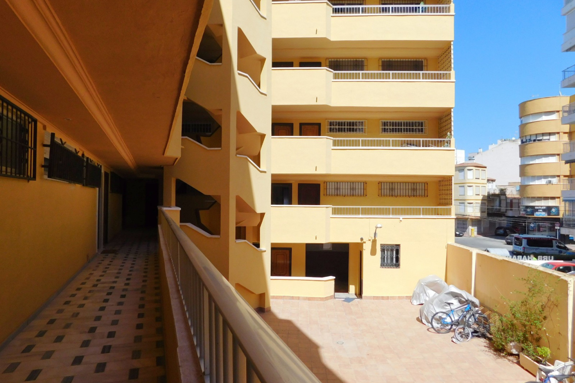 Reventa - Apartamento / piso - Torrevieja - torrevieja
